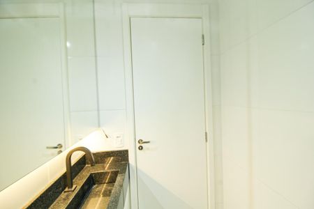 Apartamento para alugar com 34m², 2 quartos e sem vagaBanheiro social