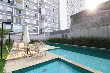 Apartamento para alugar com 34m², 2 quartos e sem vagaÁrea comum - Piscina
