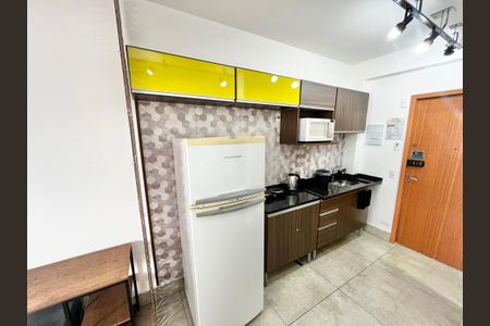 Cozinha de kitnet/studio para alugar com 1 quarto, 24m² em Santana, São Paulo