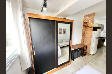 Studio à venda com 24m², 1 quarto e sem vaga Studio à venda com 24m², 1 quarto e sem vagaQuarto