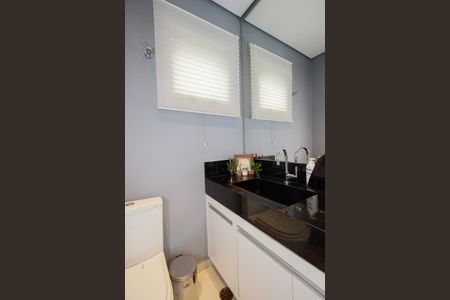 Casa de condomínio à venda com 450m², 4 quartos e 6 vagas Casa de condomínio à venda com 450m², 4 quartos e 6 vagasLavabo