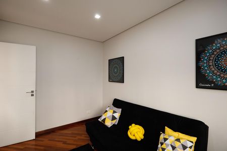 Casa de condomínio à venda com 450m², 4 quartos e 6 vagas Casa de condomínio à venda com 450m², 4 quartos e 6 vagasSuíte 4