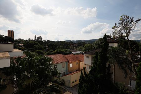 Casa de condomínio à venda com 450m², 4 quartos e 6 vagas Casa de condomínio à venda com 450m², 4 quartos e 6 vagasVista