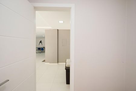 Casa de condomínio à venda com 450m², 4 quartos e 6 vagas Casa de condomínio à venda com 450m², 4 quartos e 6 vagasLavabo 3