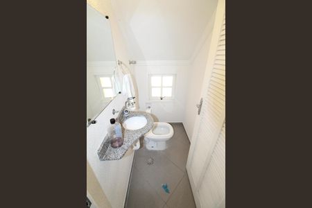 Casa para alugar com 427m², 5 quartos e 2 vagasLavabo