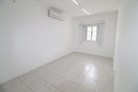 Quarto 3 de casa para alugar com 5 quartos, 427m² em Jardim das Colinas, São José dos Campos
