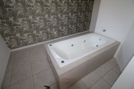Banheiro da Suíte 1 de casa para alugar com 5 quartos, 427m² em Jardim das Colinas, São José dos Campos