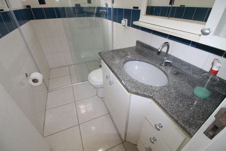 Banheiro social de casa para alugar com 5 quartos, 427m² em Jardim das Colinas, São José dos Campos
