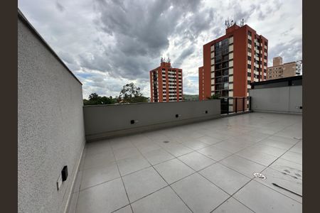 Apartamento para alugar com 107m², 2 quartos e 2 vagas Apartamento para alugar com 107m², 2 quartos e 2 vagasVaranda