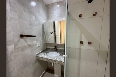 Apartamento para alugar com 107m², 2 quartos e 2 vagas Apartamento para alugar com 107m², 2 quartos e 2 vagasBanheiro da Suíte 1