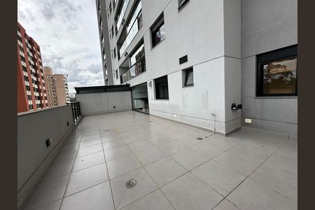 Apartamento para alugar com 107m², 2 quartos e 2 vagas Apartamento para alugar com 107m², 2 quartos e 2 vagasVaranda