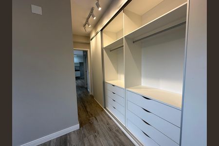 Apartamento para alugar com 107m², 2 quartos e 2 vagas Apartamento para alugar com 107m², 2 quartos e 2 vagasSuíte 2