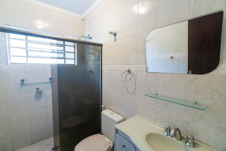 Casa para alugar com 159m², 3 quartos e 2 vagas Casa para alugar com 159m², 3 quartos e 2 vagasBanheiro da Suíte