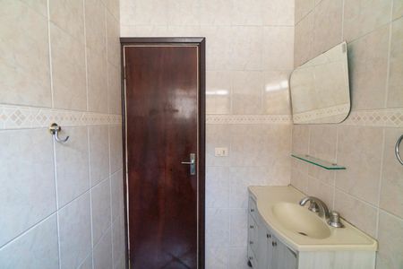 Casa para alugar com 159m², 3 quartos e 2 vagas Casa para alugar com 159m², 3 quartos e 2 vagasBanheiro Social
