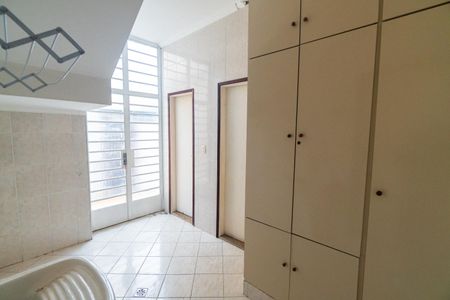 Casa para alugar com 159m², 3 quartos e 2 vagas Casa para alugar com 159m², 3 quartos e 2 vagasÁrea de Serviço