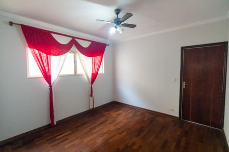 Casa para alugar com 159m², 3 quartos e 2 vagas Casa para alugar com 159m², 3 quartos e 2 vagasCopa