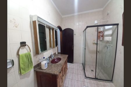 Casa para alugar com 350m², 3 quartos e 3 vagasBanheiro Social