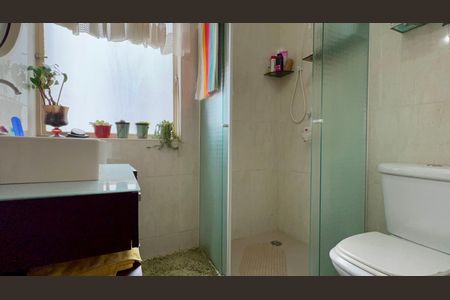 Apartamento à venda com 97m², 2 quartos e 2 vagasBanheiro