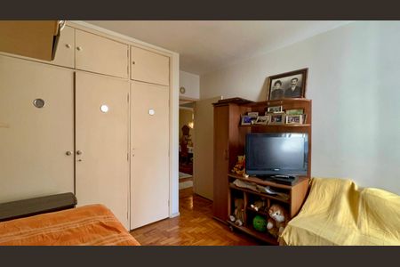 Apartamento à venda com 97m², 2 quartos e 2 vagasQuarto 2