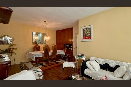 Apartamento à venda com 97m², 2 quartos e 2 vagasSala