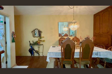 Apartamento à venda com 97m², 2 quartos e 2 vagasSala de Jantar