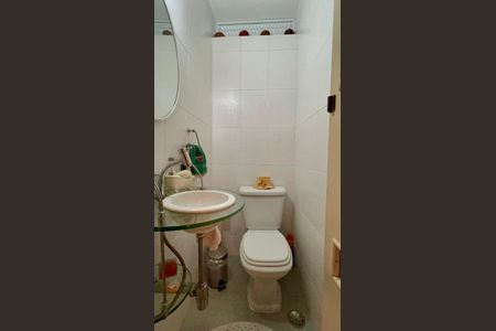 Apartamento à venda com 97m², 2 quartos e 2 vagasLavabo