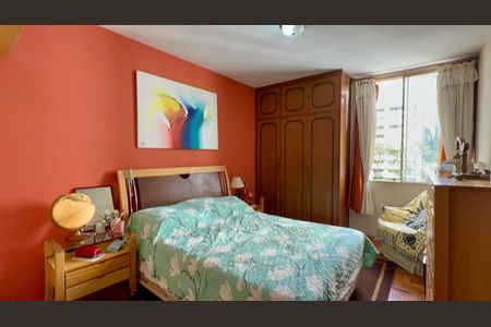 Apartamento à venda com 97m², 2 quartos e 2 vagasQuarto 1