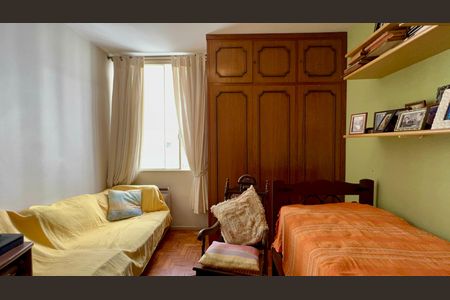 Apartamento à venda com 97m², 2 quartos e 2 vagasQuarto 2