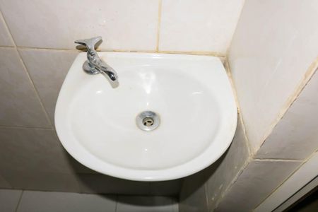 Apartamento para alugar com 59m², 2 quartos e sem vaga Apartamento para alugar com 59m², 2 quartos e sem vagaBanheiro de Serviço