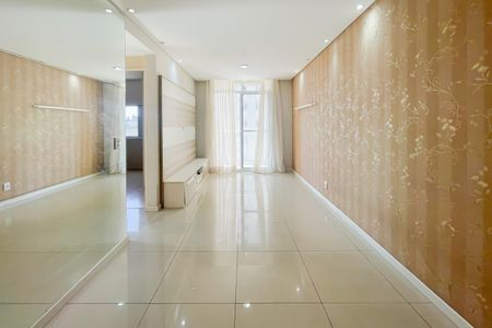 Sala de apartamento para alugar com 2 quartos, 55m² em São Pedro, Osasco