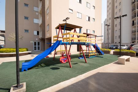 Apartamento para alugar com 55m², 2 quartos e 1 vagaÁrea comum - Playground