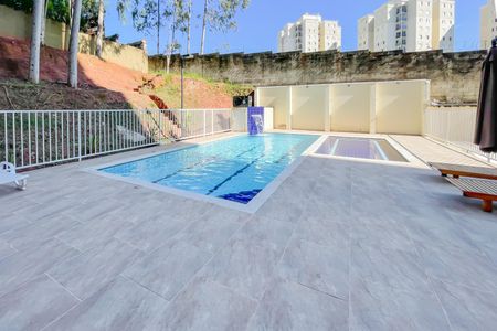 Apartamento para alugar com 55m², 2 quartos e 1 vagaÁrea comum - Piscina