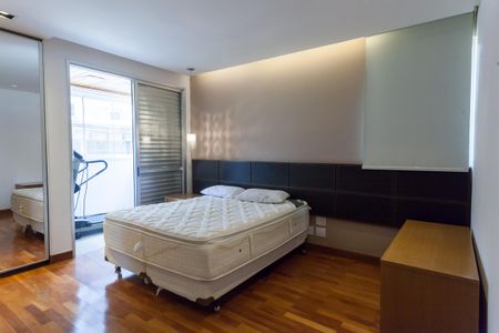 Apartamento à venda com 308m², 5 quartos e 4 vagasSuíte