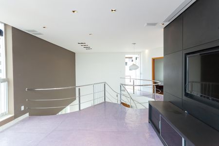 Apartamento à venda com 308m², 5 quartos e 4 vagasCobertura