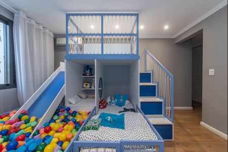 Apartamento à venda com 314m², 5 quartos e 4 vagas Apartamento à venda com 314m², 5 quartos e 4 vagasSuíte 3