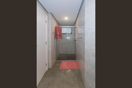 Apartamento à venda com 314m², 5 quartos e 4 vagas Apartamento à venda com 314m², 5 quartos e 4 vagasBanheiro da Suíte 2