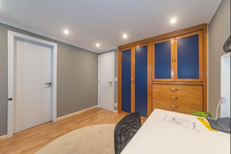 Apartamento à venda com 314m², 5 quartos e 4 vagas Apartamento à venda com 314m², 5 quartos e 4 vagasSuíte 2