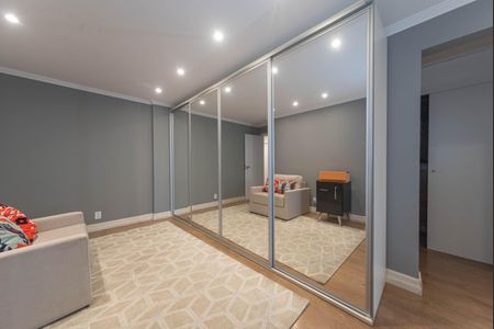 Apartamento à venda com 314m², 5 quartos e 4 vagas Apartamento à venda com 314m², 5 quartos e 4 vagasSuíte 1