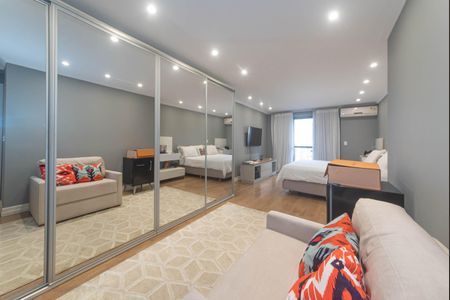 Apartamento à venda com 314m², 5 quartos e 4 vagas Apartamento à venda com 314m², 5 quartos e 4 vagasSuíte 1