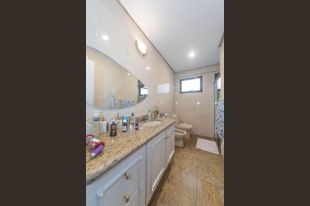 Apartamento à venda com 314m², 5 quartos e 4 vagas Apartamento à venda com 314m², 5 quartos e 4 vagasBanheiro da Suíte 3