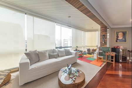 Apartamento à venda com 314m², 5 quartos e 4 vagas Apartamento à venda com 314m², 5 quartos e 4 vagasSala