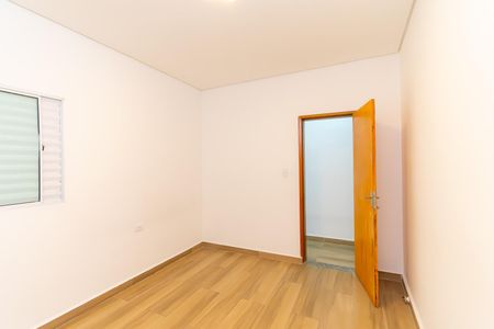 Quarto 1 de casa para alugar com 2 quartos, 85m² em Jardim Sao Roberto, São Paulo