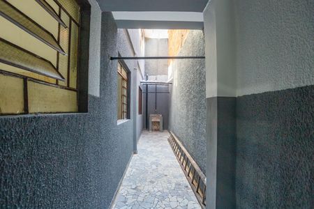Área de serviço  de casa para alugar com 1 quarto, 50m² em Canhema, Diadema
