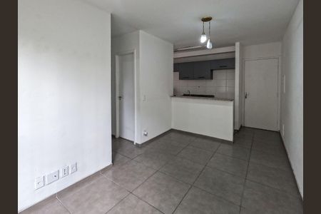 Sala de apartamento para alugar com 2 quartos, 43m² em Jaraguá, São Paulo