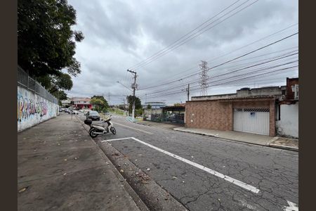 Casa à venda com 90m², 2 quartos e 2 vagasFachada e Plaquinha