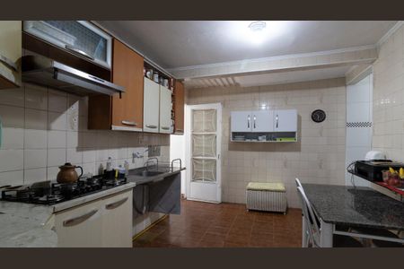 Casa à venda com 90m², 2 quartos e 2 vagasCozinha