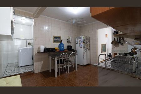 Casa à venda com 90m², 2 quartos e 2 vagasCozinha