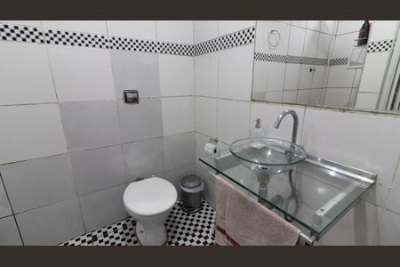 Casa à venda com 90m², 2 quartos e 2 vagasBanheiro