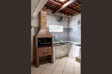 Apartamento para alugar com 45m², 2 quartos e 1 vagaÁrea comum - Churrasqueira