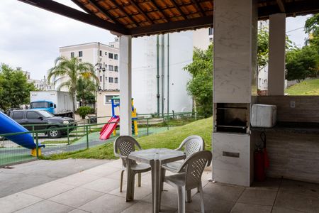 Apartamento para alugar com 45m², 2 quartos e 1 vagaÁrea comum - Churrasqueira